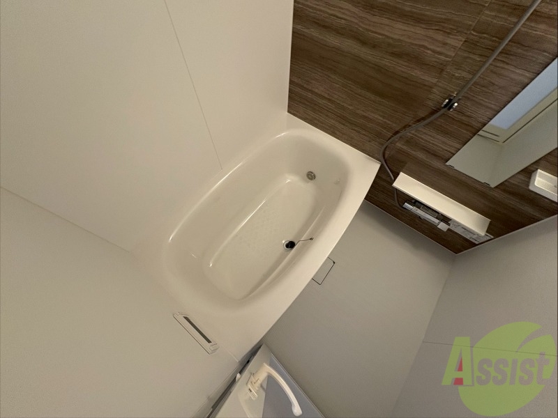 バス・シャワールーム　お風呂になります。一日の疲れを癒してくださいね。