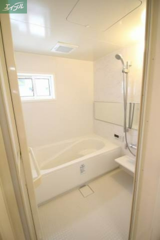 バス・シャワールーム　ゆったりとしたバス