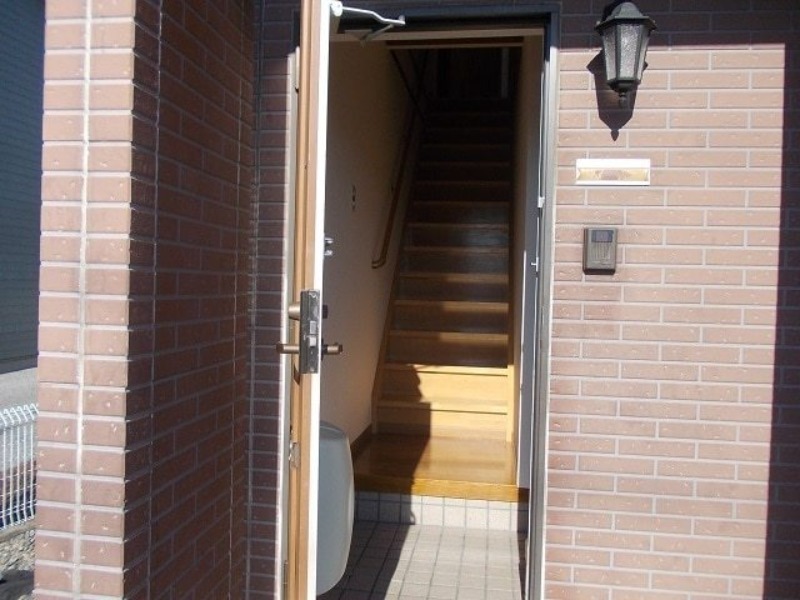 玄関　図面と現状に相違がある場合には現状を優先