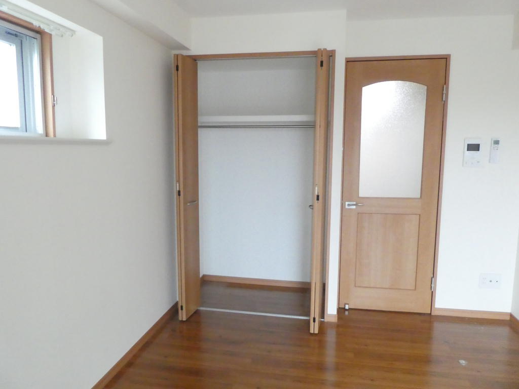 収納　写真・動画・パノラマは、402号室のものです