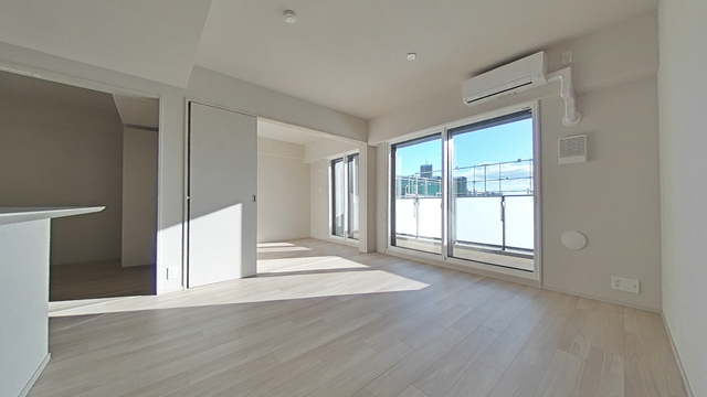 居室・リビング　※５階同間取り参考写真※