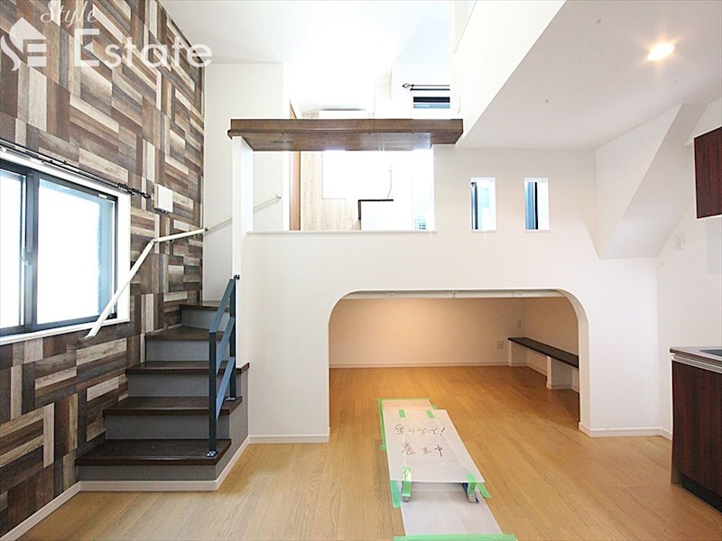 居室・リビング　内装