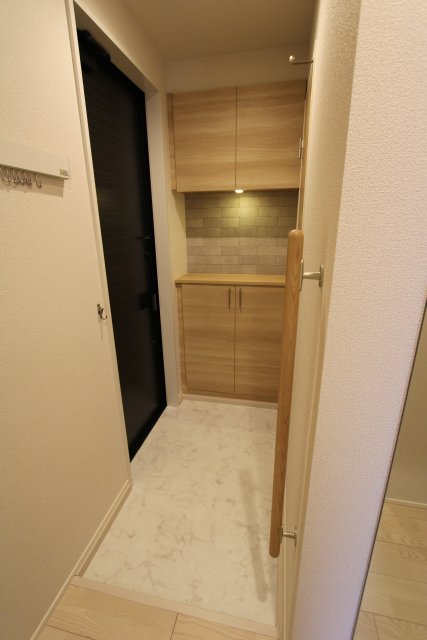 玄関　写真は参考画像です。