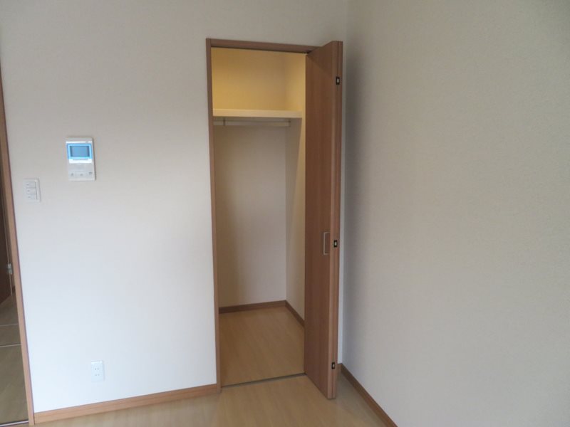 収納　同物件別部屋