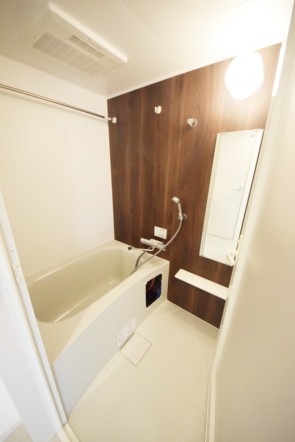 バス・シャワールーム　～同施工会社イメージ～