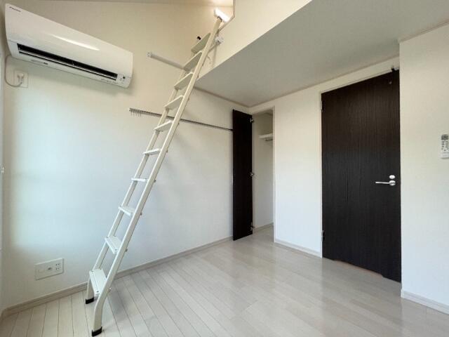 居室・リビング　?