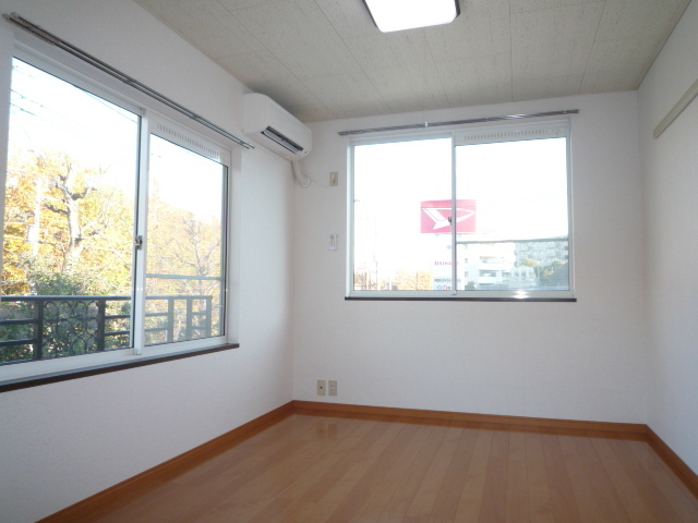 居室・リビング　※照明は設備ではありません