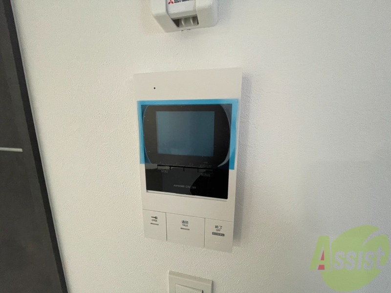 セキュリティ　ＴＶモニター付インターホンです。来客者の顔が見えるので安心！