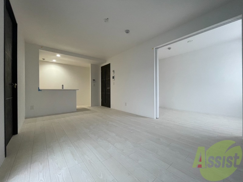 居室・リビング　広々としたリビングですね。使い勝手がよさそうですね！