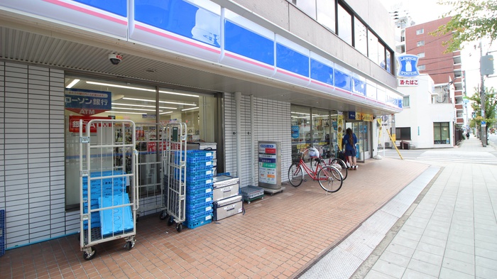 コンビニ　ローソン（コンビニ）まで198m