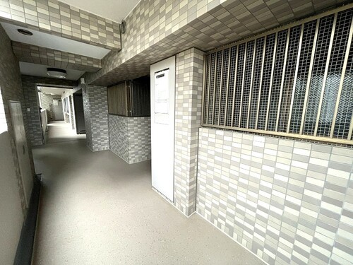 その他共有部分　5階共用廊下　※前回募集時2023年6月撮影