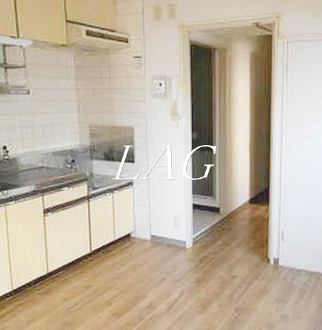 居室・リビング　洋室のお部屋（同一仕様）です。