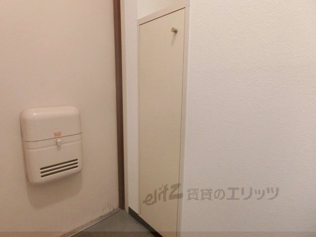 その他設備　下駄箱