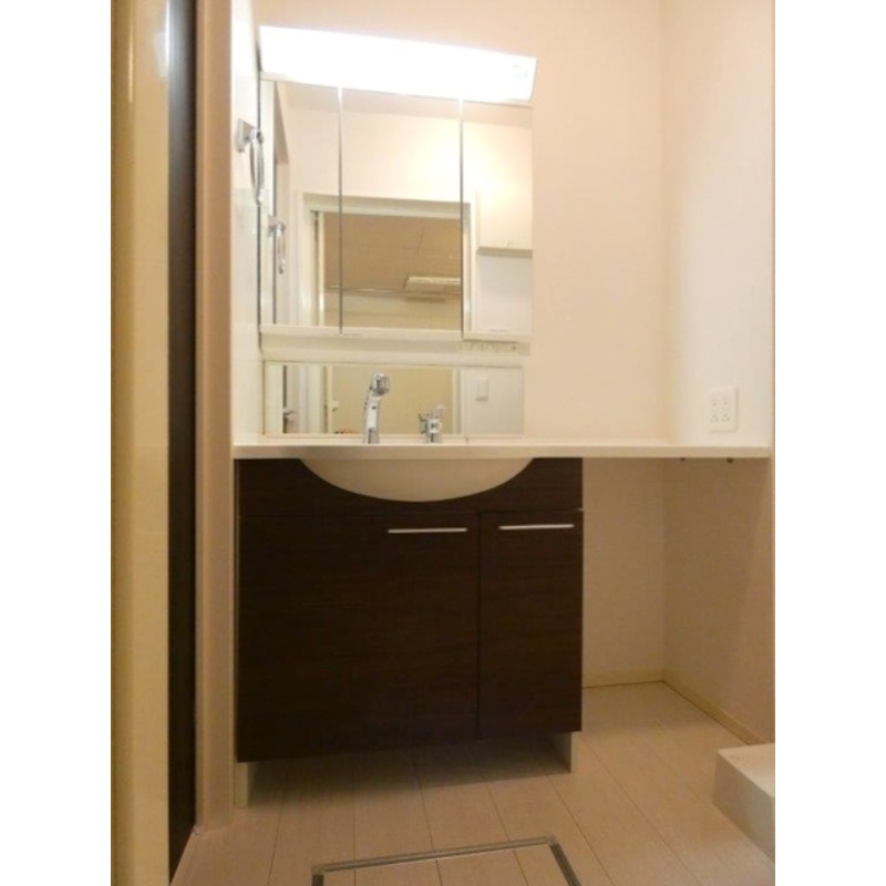 洗面設備　図面と現状に相違がある場合には現状を優先