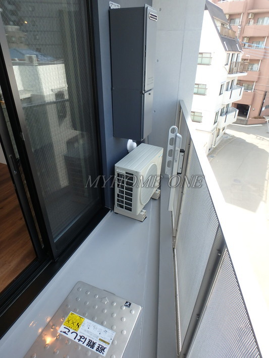 バルコニー　バルコニー