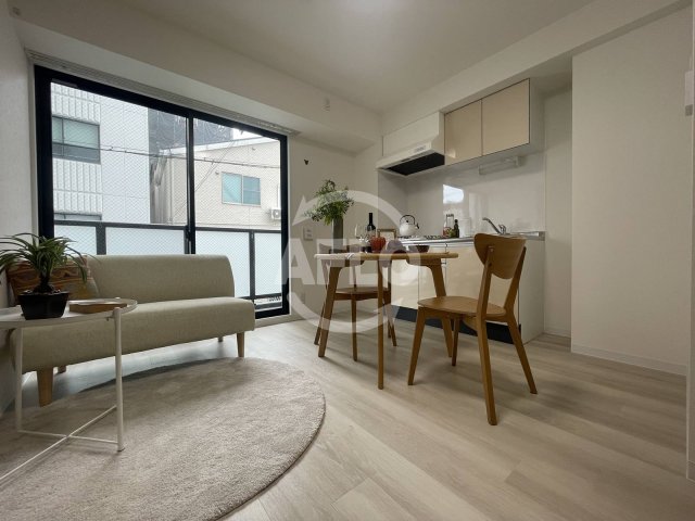 居室・リビング　テラ西九条　リビング