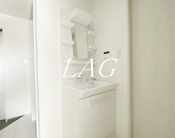 洗面設備　独立洗面台です。