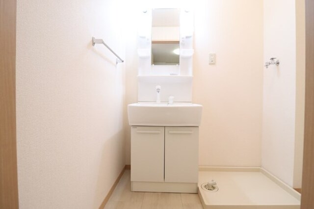 洗面設備　洗髪洗面化粧台