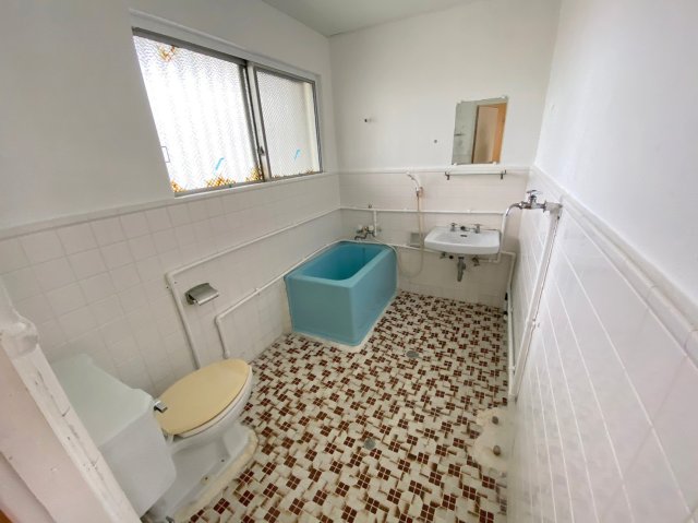 バス・シャワールーム　※反転タイプの写真になります