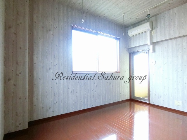 居室・リビング　開放感のあるゆったりとしたお部屋です♪