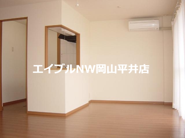 居室・リビング　リビング