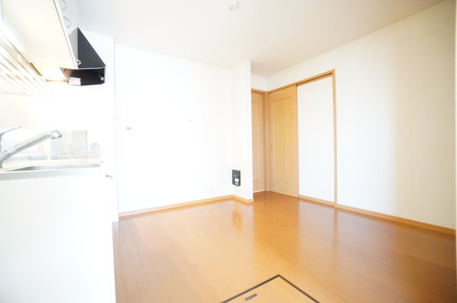 居室・リビング　※同物件・同タイプの写真です。