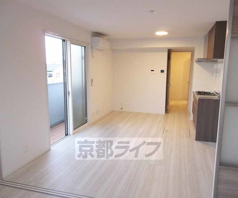 居室・リビング　広々としたお部屋で過ごしやすい！