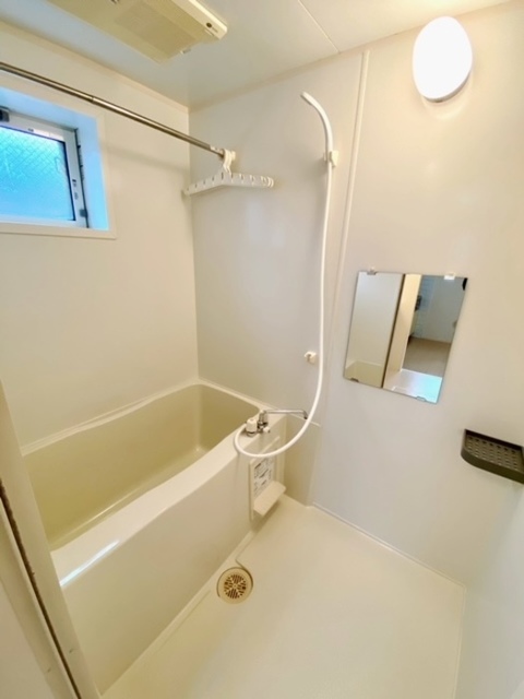 バス・シャワールーム　（参考写真）