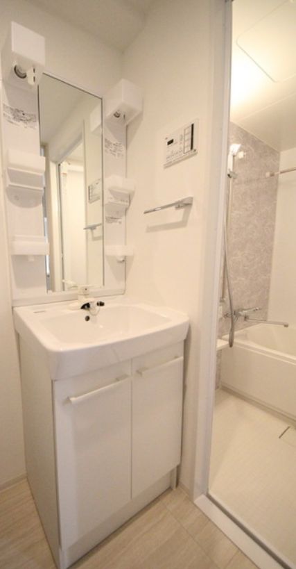 洗面設備　弊社は都内全域の物件をご紹介可能です！