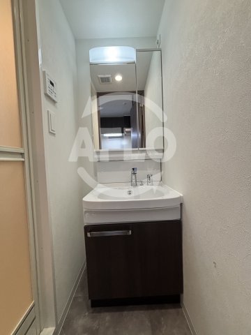 洗面設備　アドバンス大阪クラージュ　独立洗面台