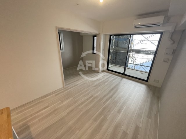 居室・リビング　スプランディッド中之島DUE　リビング