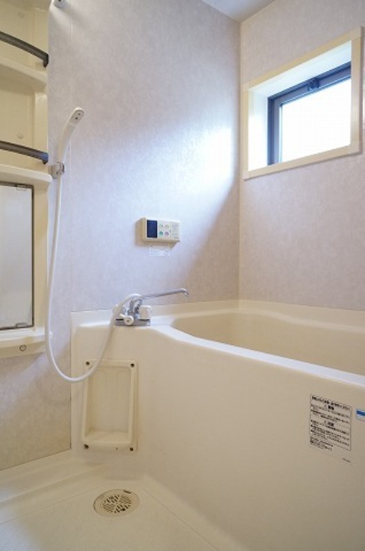 バス・シャワールーム　図面と現状に相違がある場合には現状を優先