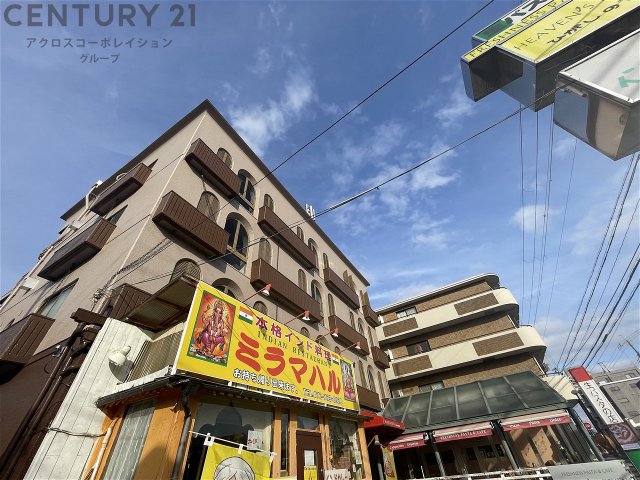 建物外観　敷地内に駐輪場があります♪