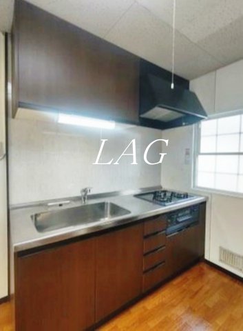 キッチン　キッチンです。