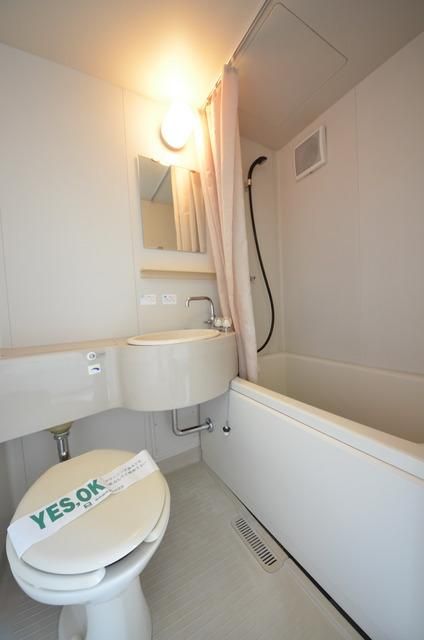 バス・シャワールーム　☆カーテン付けて自分だけの空間を。