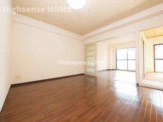 居室・リビング　ゆったりとした居間です