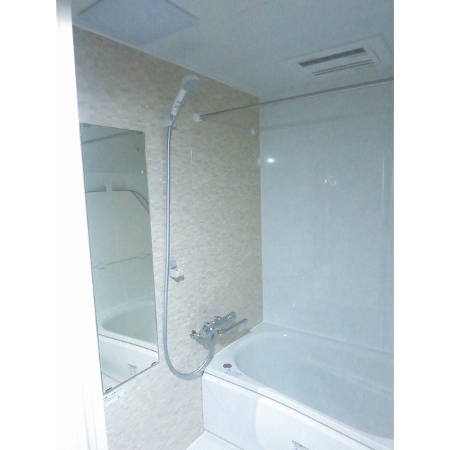 バス・シャワールーム　別部屋参考写真