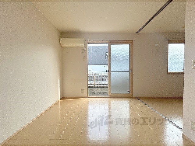 居室・リビング　リビング