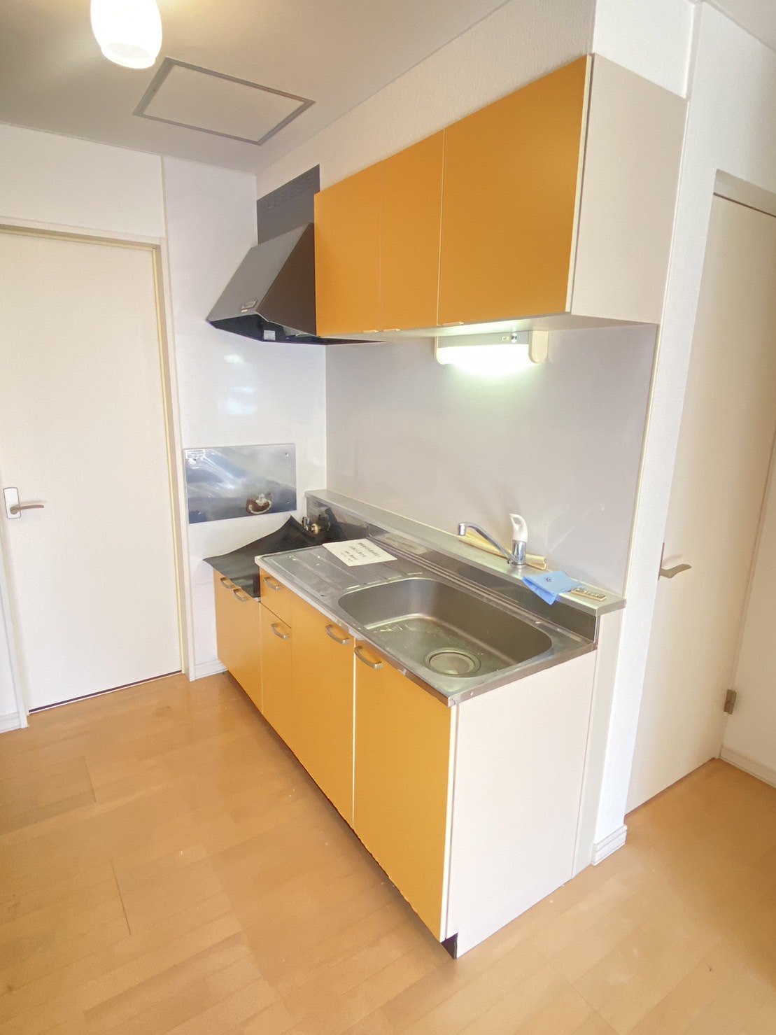 キッチン　※他号室のお写真です。