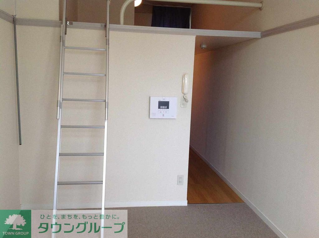 居室・リビング　ロフト側