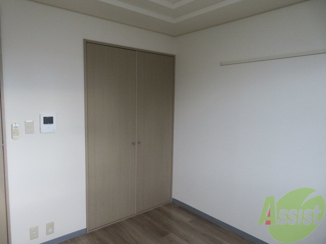 収納　ここにクローゼットがあります。収納があると部屋が広く使えます