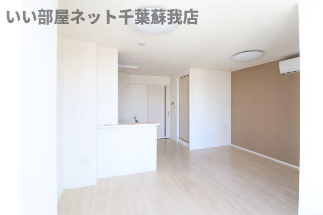 居室・リビング　ゆったりとした居間です