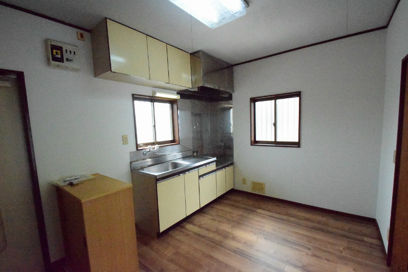 キッチン　同建物　別部屋、参考写真
