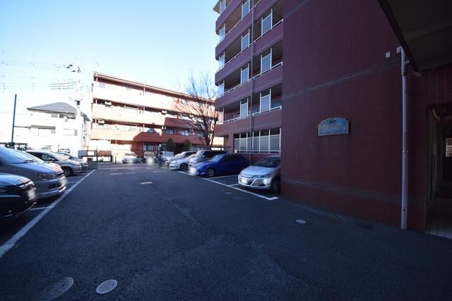 駐車場　駐車場有り