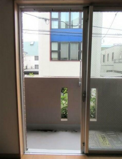 バルコニー　※別部屋の参考写真です。