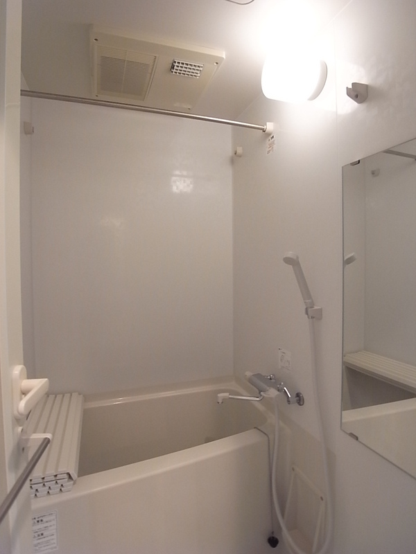 バス・シャワールーム　※こちらのお写真は他部屋になり参考写真です