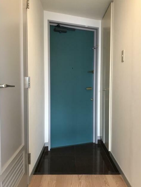 玄関　他部屋参考写真です。