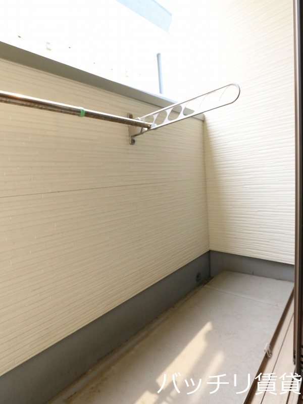 バルコニー　画像はイメージの為、色や間取りが若干異なりますが、現況を優先