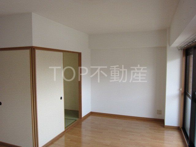 居室・リビング　物件画像