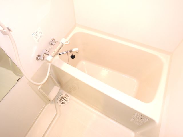 バス・シャワールーム　お風呂です